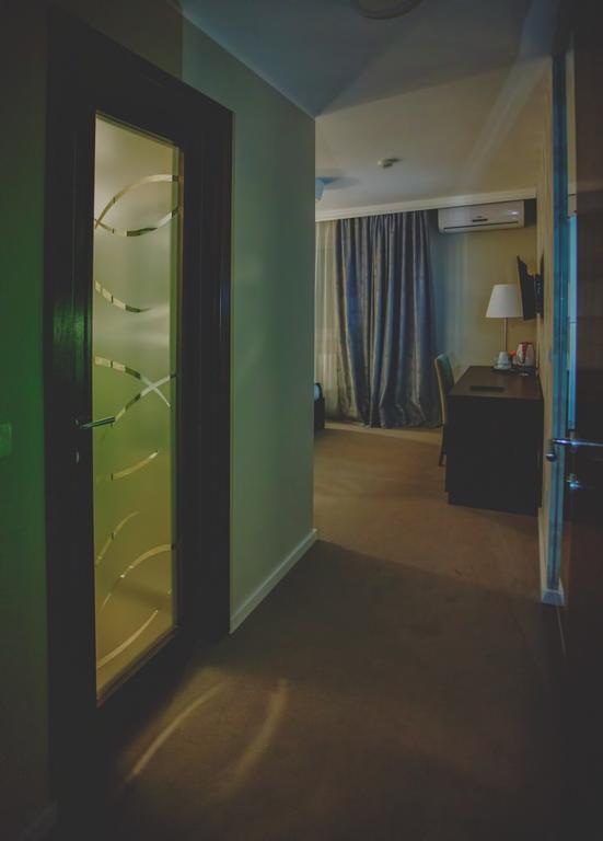 Luxury Rooms Luca And Deluca Belgrado Exterior foto
