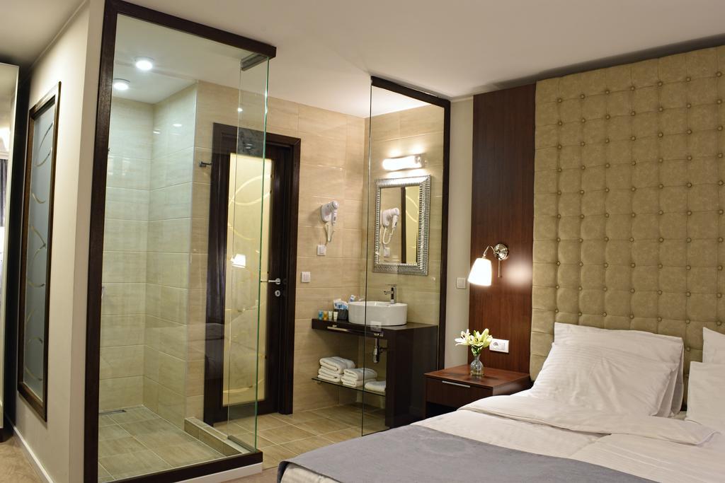Luxury Rooms Luca And Deluca Belgrado Exterior foto