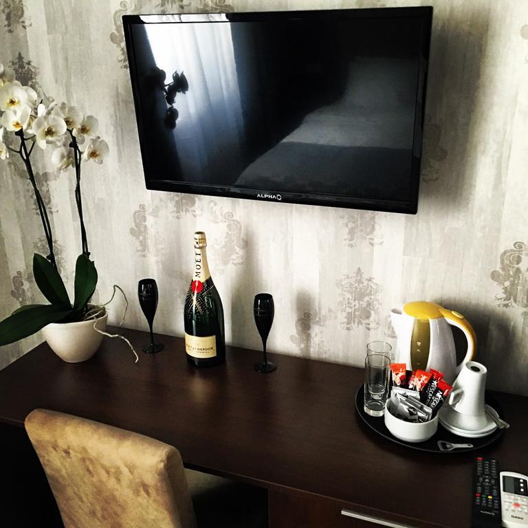 Luxury Rooms Luca And Deluca Belgrado Exterior foto